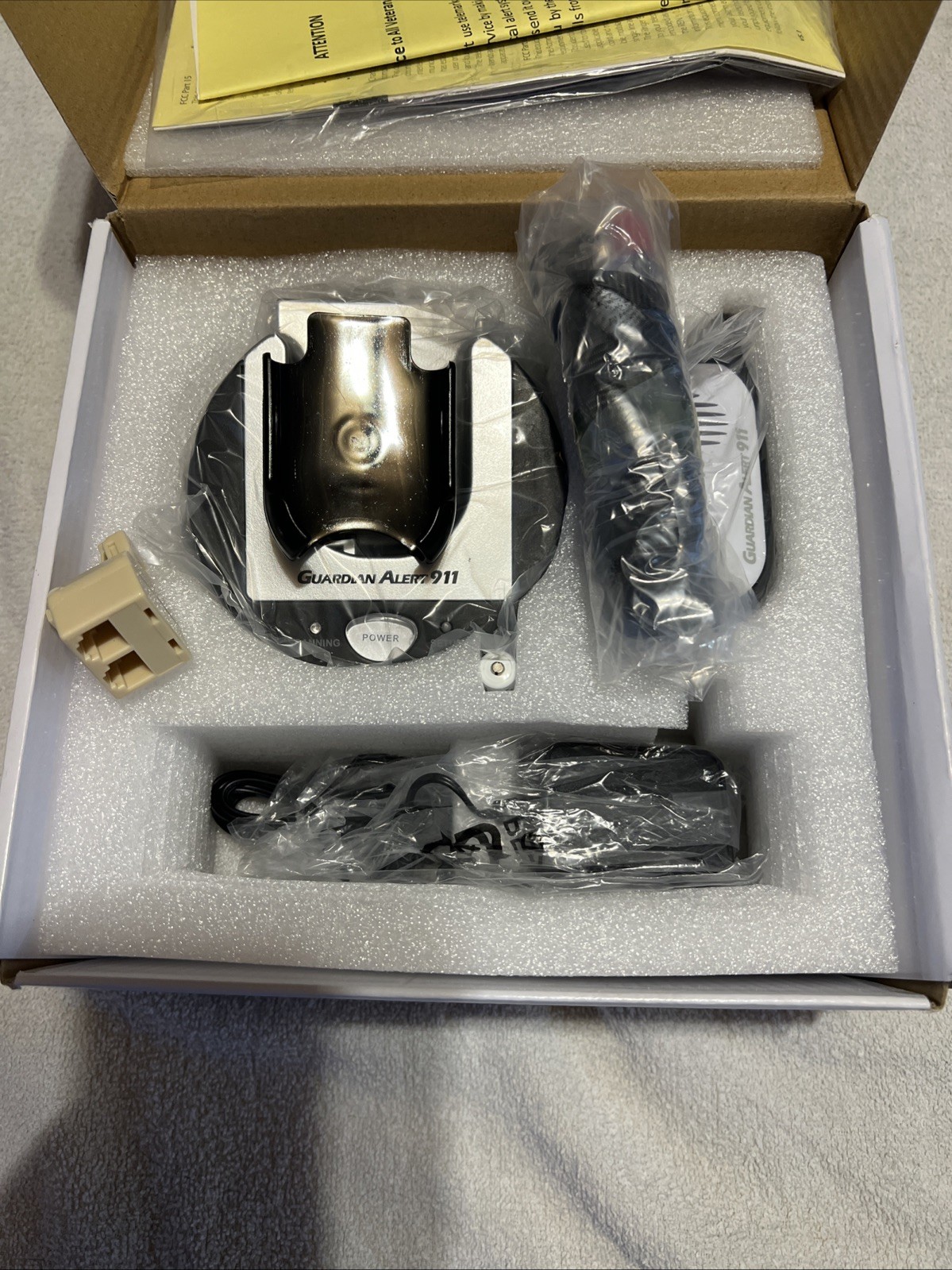 LogicMark Guardian Alert 911 DECT 6.0 Senior Medical Alert No Fees VOIP Landline