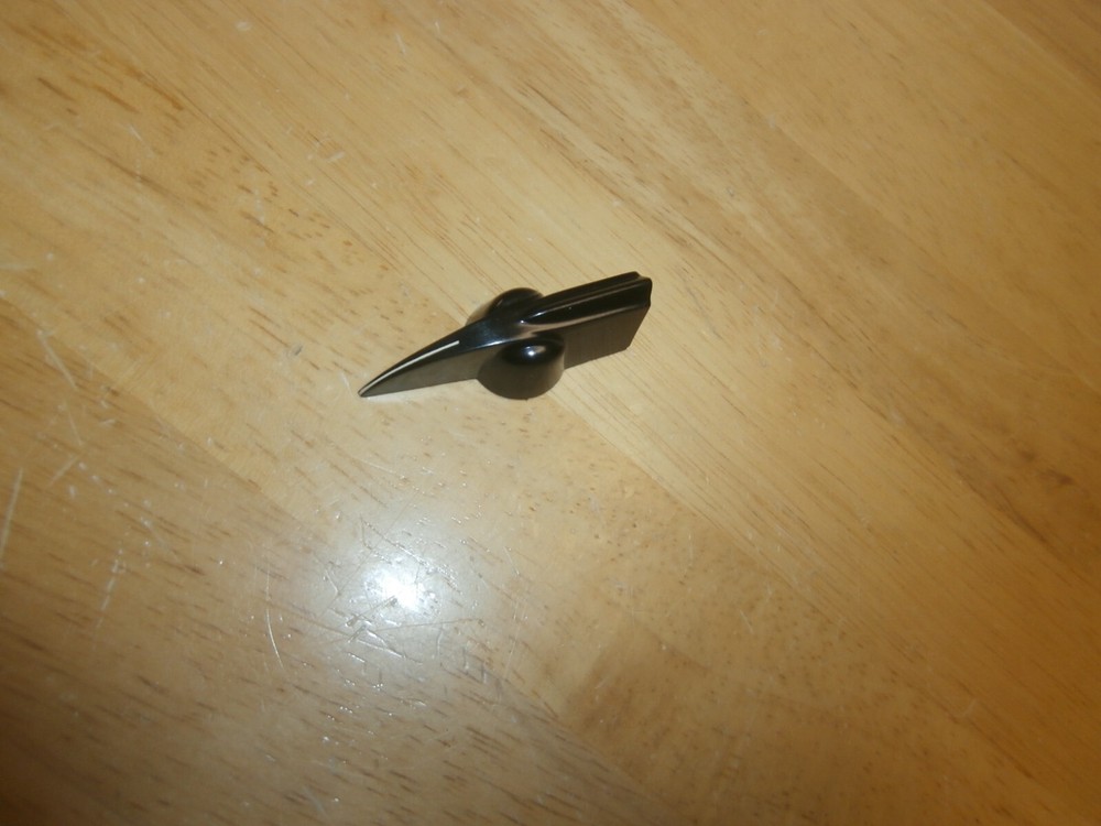 VINTAGE HH SMITH 2228 BAKELITE POINTER KNOB 2" LONG BRASS INSERT,NOS