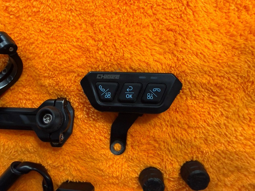 Chigee AIO Smart Riding Bundle TPMS Bar Remote Holder CG OBD Wireless Module