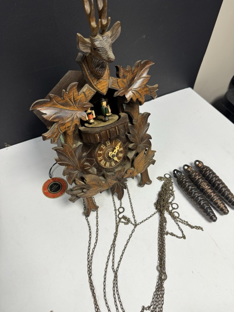 Vintage Musical Hunter Style Cuckoo Clock Black Forest Medium Size UNTESTED