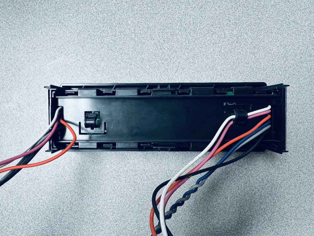 International Dash Switch Panel P/N 32237-101