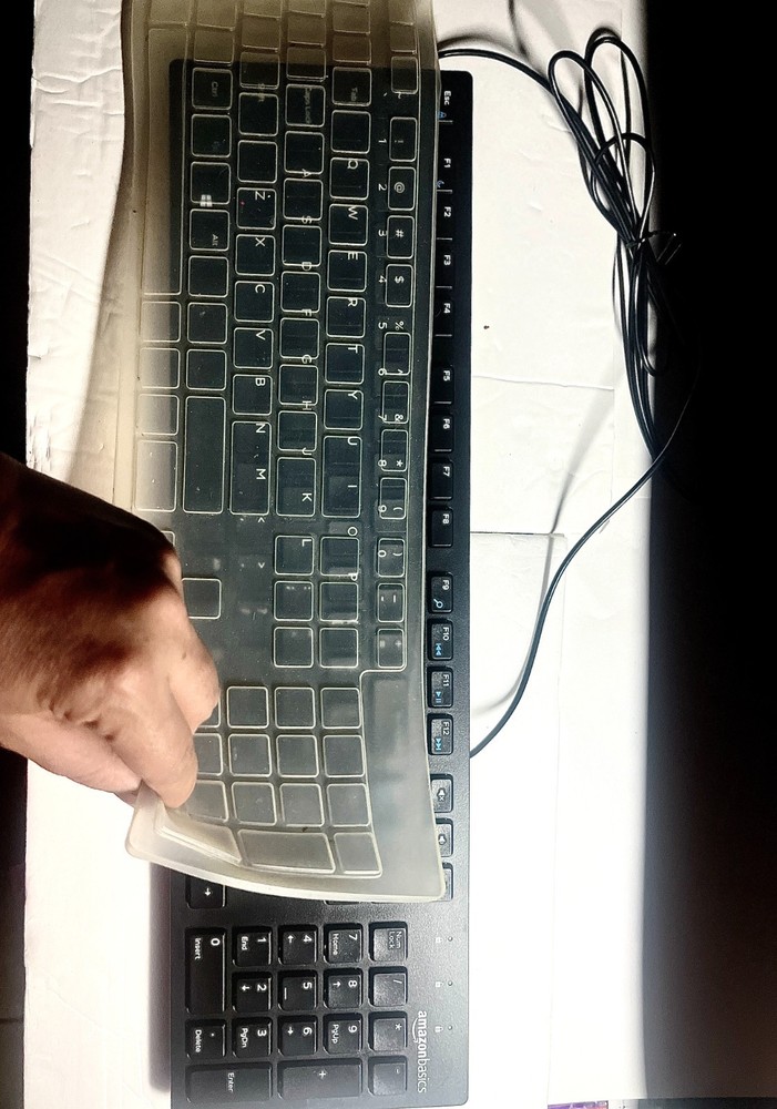 Amazon Basics USB Wired Computer Keyboard (QWERTY) and Mouse Bundle Pack, Black