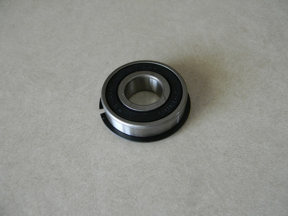 Delta bearing 920-04-021-6585 with snap ring