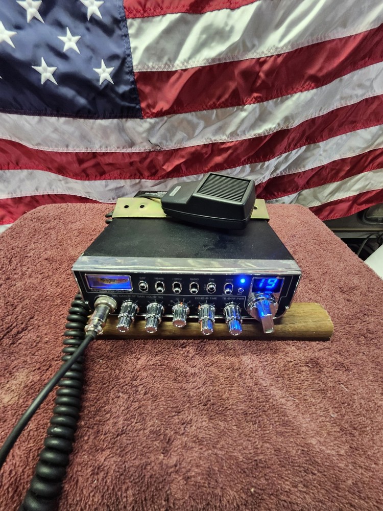MIRAGE MX -36HP2 AM CB radio.