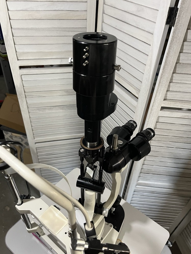 Woodlyn Slit lamp Topcon optics good Function
