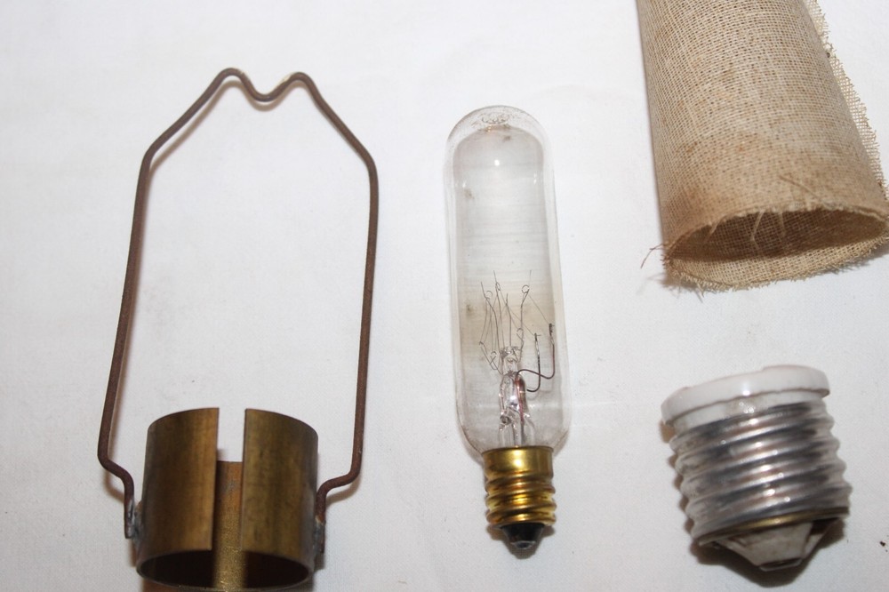 Vintage 15w Lightbulb w/Socket Adapter and Protector