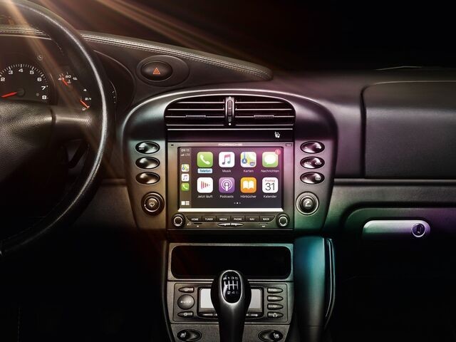 Porsche Classic Communication Management (PCCM) 986 & 996 911 Porsche models.