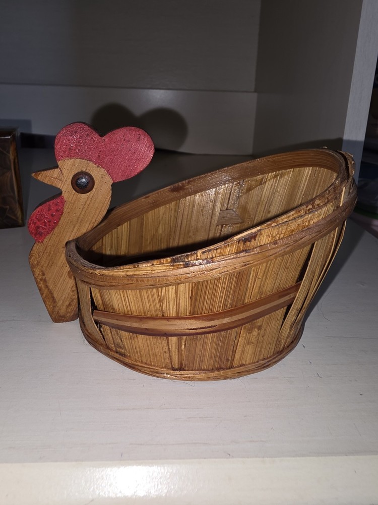 FIVE Piece Chicken / Rooster Decor