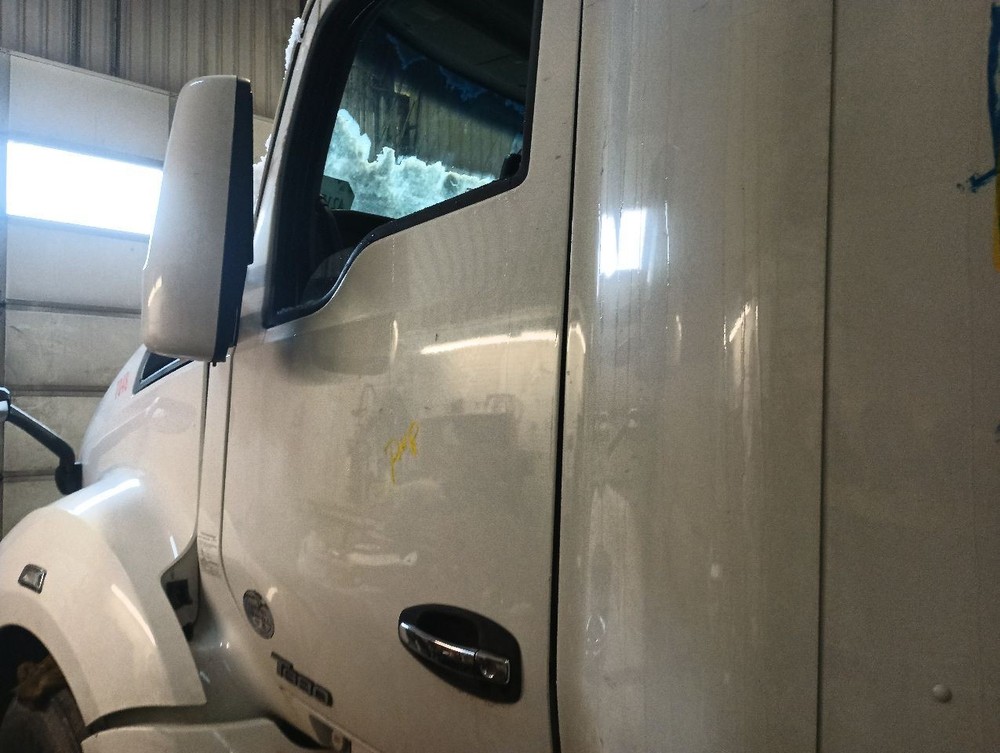 2019 Kenworth T680 Left Driver Side View Mirror (12483068