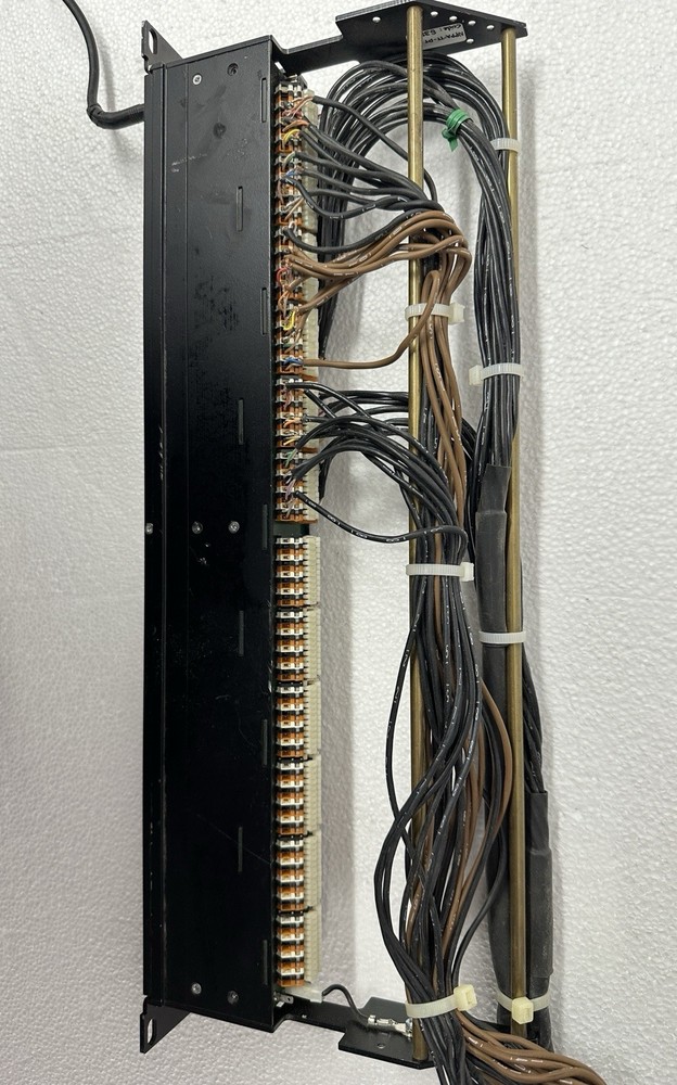Studio Patchbay TT Bantam Mogami Wired Snake & Redco Loom Rack Panel 48ch Pro