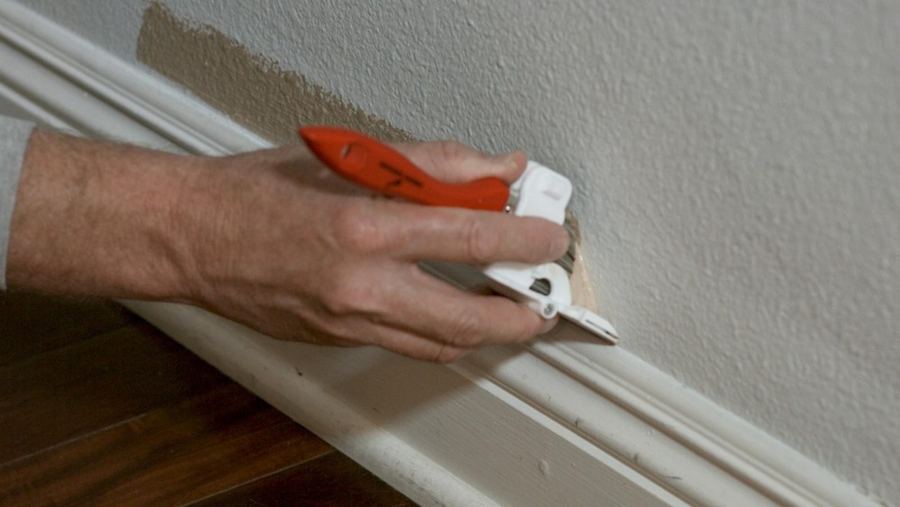 Emery Edger Two Edging Tools for Baseboard Edges, Uneven Trim - Paintbrush No...