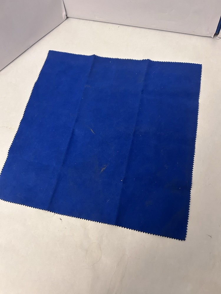 Blue cloth computer screen cleaning cloth