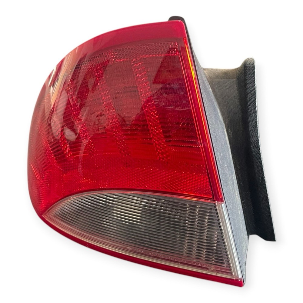 2010 2011 Mercury Milan LH Driver Tail Light, Tested, Working