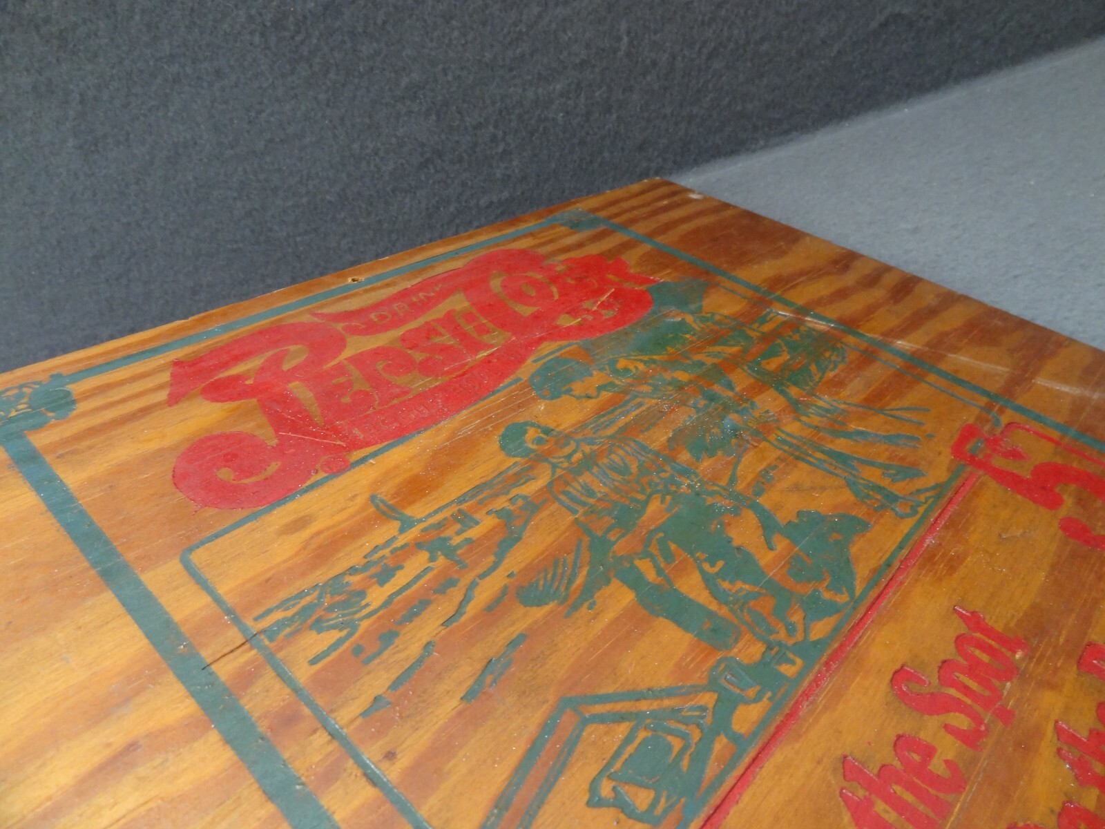 Pepsi-Cola 16" Hits The Spot Down On The Beach Wood Wooden Sign Crate Side VTG