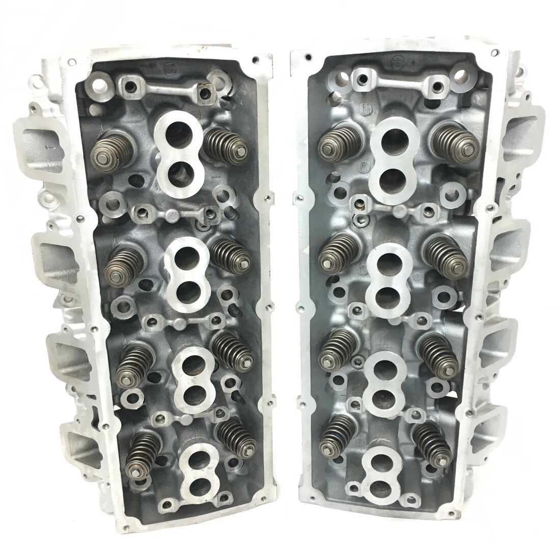 Genuine Mopar Dodge Chrysler Jeep 5.7L Hemi Cylinder Heads SET PAIR 03-08