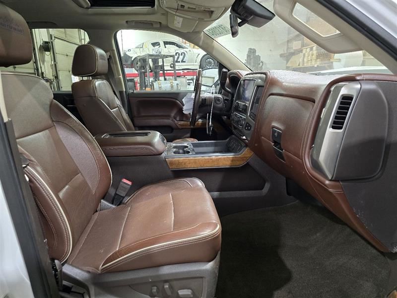 SILVRDO15 2017 Dash Bezel 600912