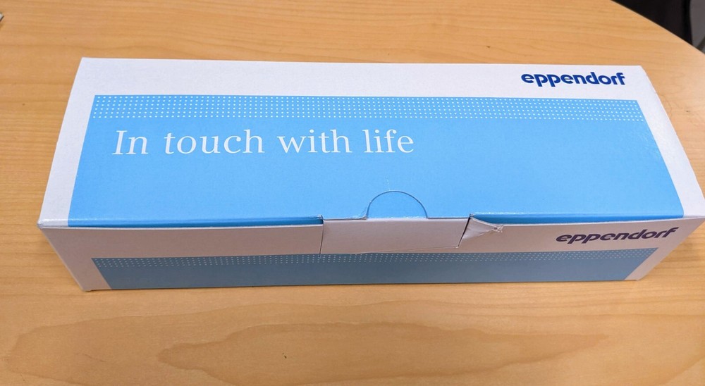 NEW Eppendorf Research Plus P200 20 - 200 uL Adjustable Pipette