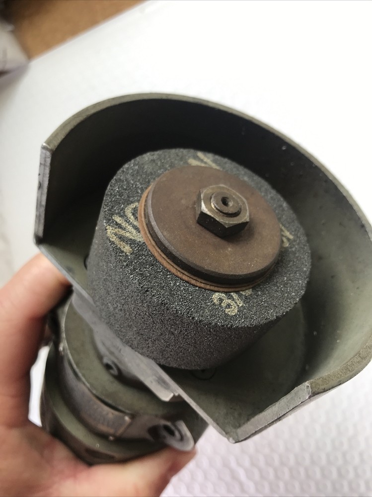 NORTON BRAKE CONTROLLED TRUING DEVICE