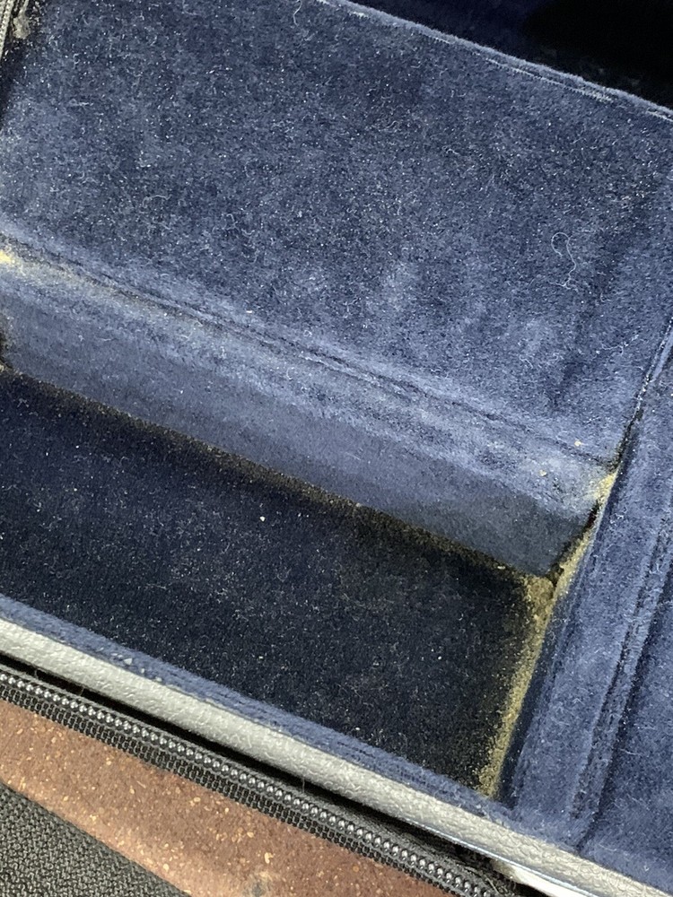 Bobelock Violin Case with Blue Interior-black