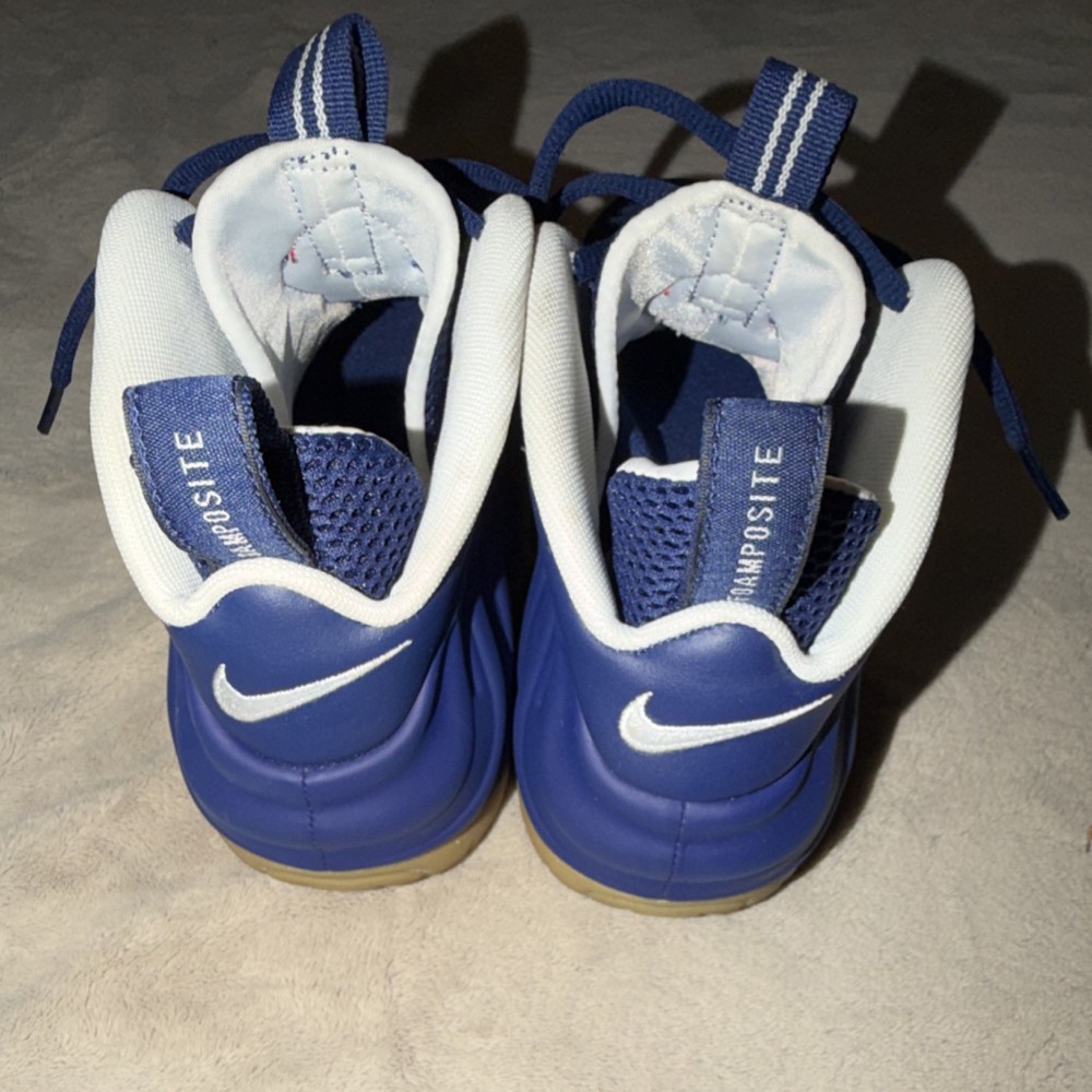 Size 10 - Nike Foamposite Pro - USA