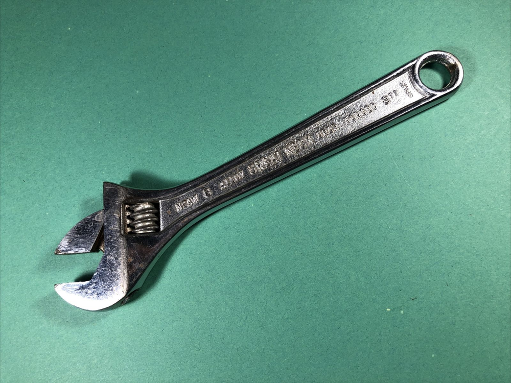 Great Neck | 8" Adjustable Wrench | Made In Spain