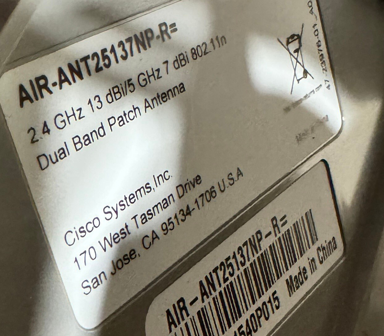 Cisco Aironet Six-Element Dual-Band MIMO Patch Array Antenna (AIR-ANT25137NP-R)