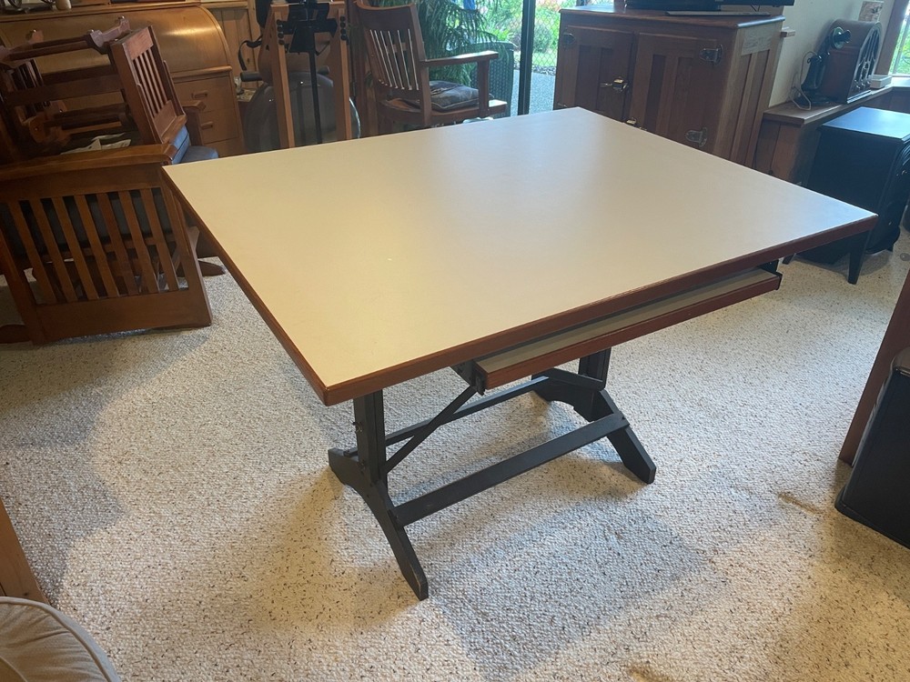 Artist/Architect/Engineer Drawing Table