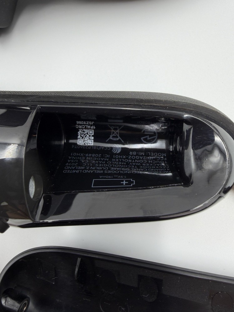 Genuine Oculus Rift S VR Headset Full Kit Controllers Cable Tested