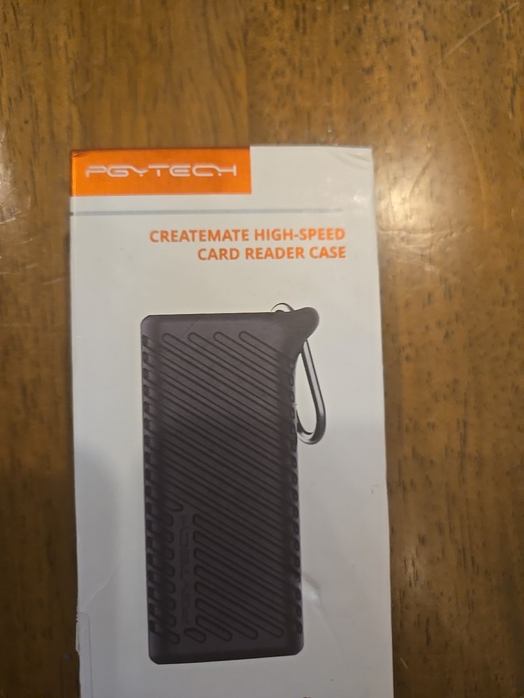 PGYTECH CreateMate High-Speed Card Reader Case