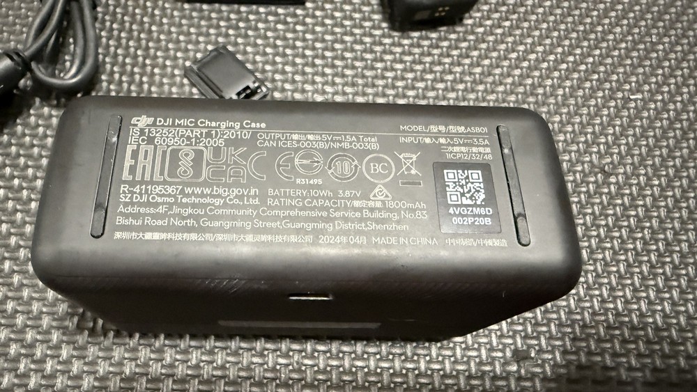 Mic (2 TX + 1 RX + Charging Case), Wireless Lavalier Microphone, 250M (820 Ft.)
