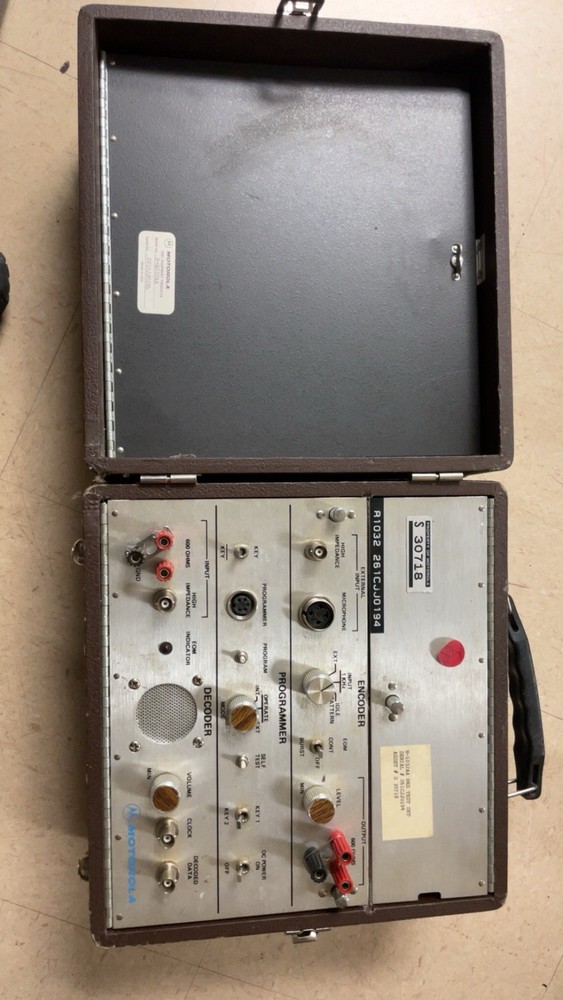 Vintage Motorola R1032 Encoder/Decoder