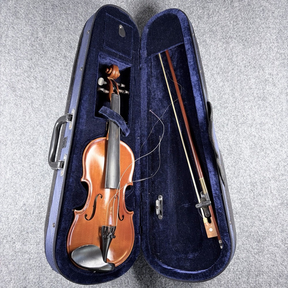 Student Violin with Case - needs new strings