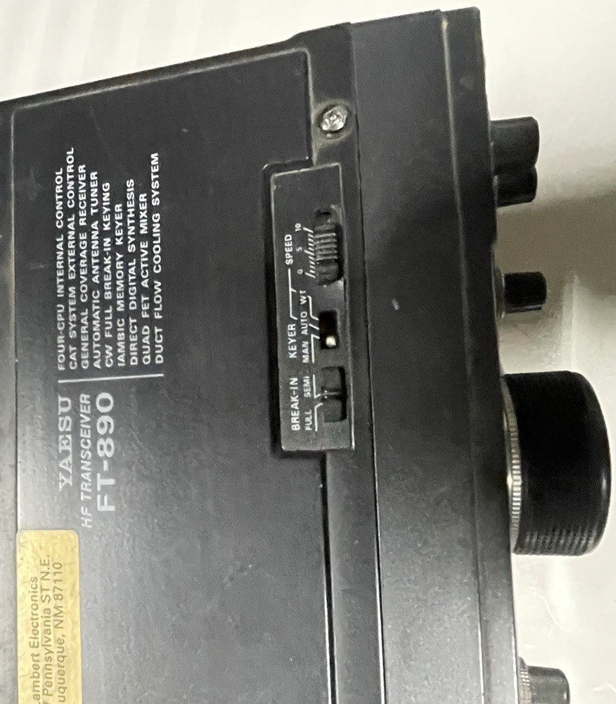 Yaesu FT890 Compact Transceiver With Mic