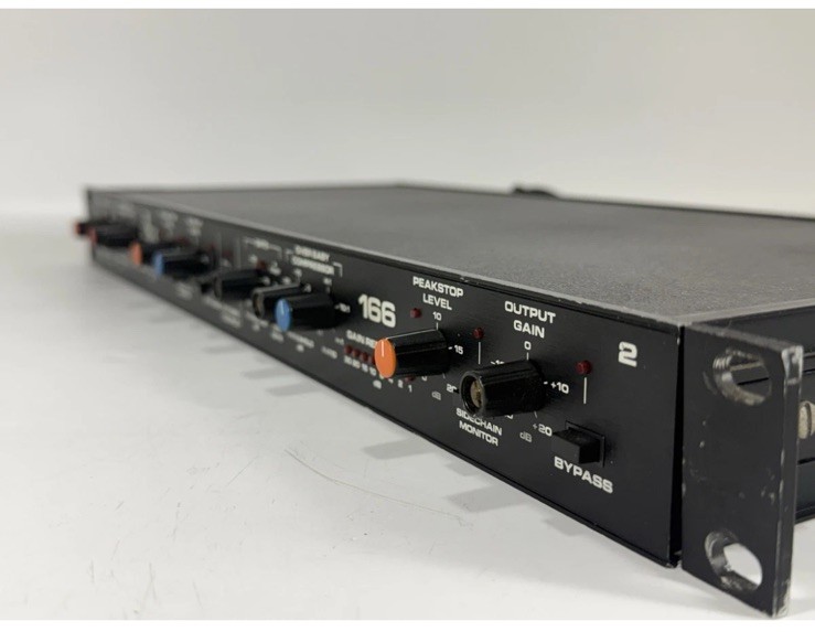 DBX 166 2-Channel Analog Audio Dynamics Processor with Compressor / Limiter
