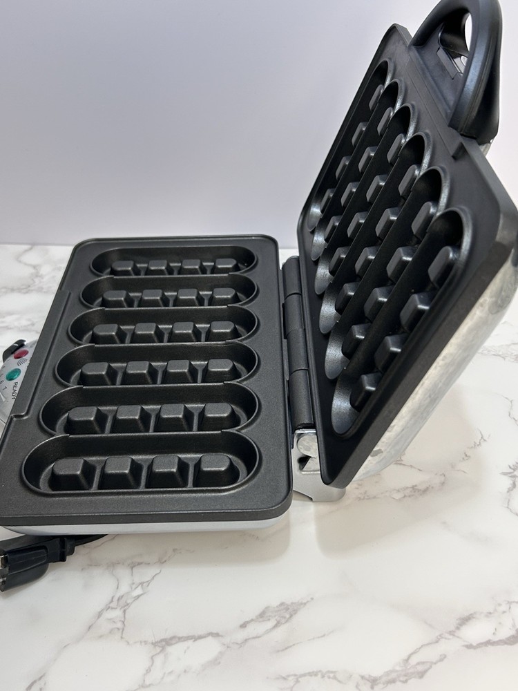 Villaware Uno Stick Waffler Maker Model C-2008 Square Chrome