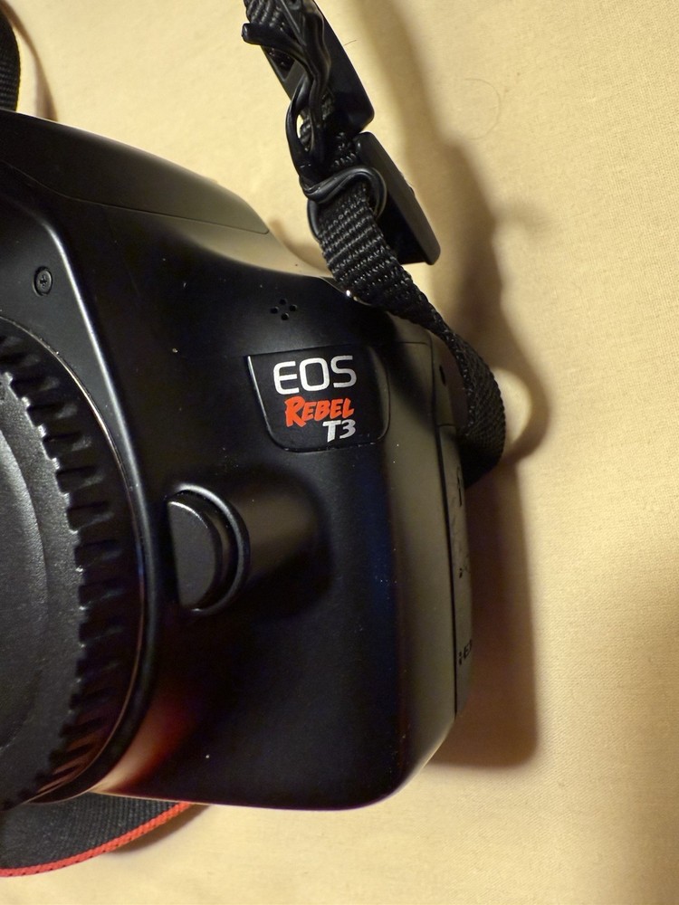 camera canon eos rebel T3