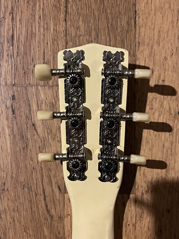 Bello Carnival Stripped 6-String 21.5” Guitalele