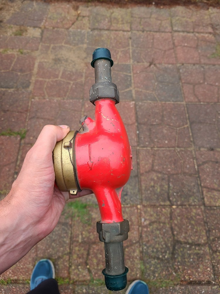 KENT DISPLACEMENT WATER METER