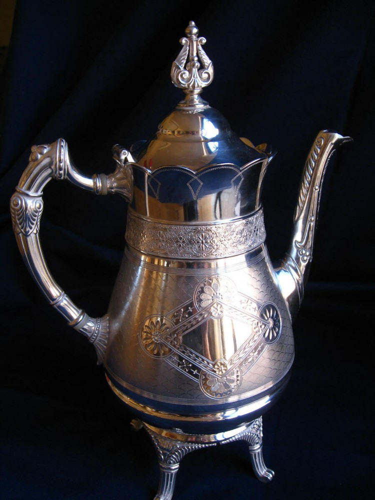 Silver-plated Coffee Pot - Extensive engravings - Excellent condition