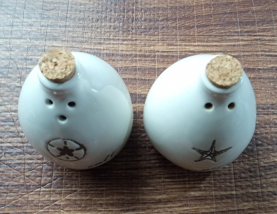 Mud Pie Farmhouse Ceramic Salt and Pepper