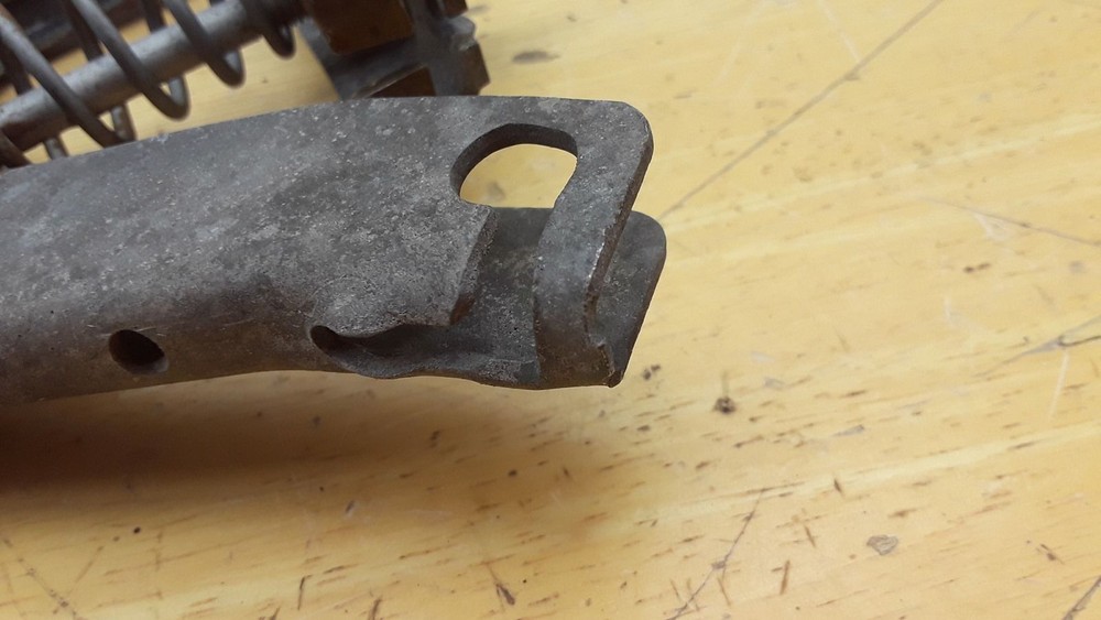 2010-2021 FREIGHTLINER SPRINTER 2500 BRAKE HANDLE LEVER BRACKET SUPPORT OEM