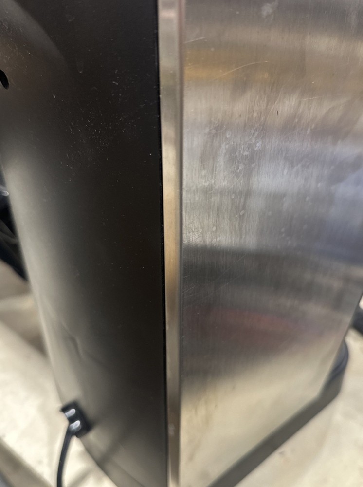 Cuisinart DCC-2650 Extreme Brew 12-Cup Programmable Coffee Maker Silver & Black