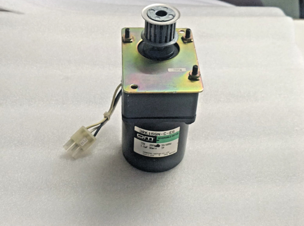 ORIENTAL REVERSIBLE MOTOR 3RK15GN-C-E6