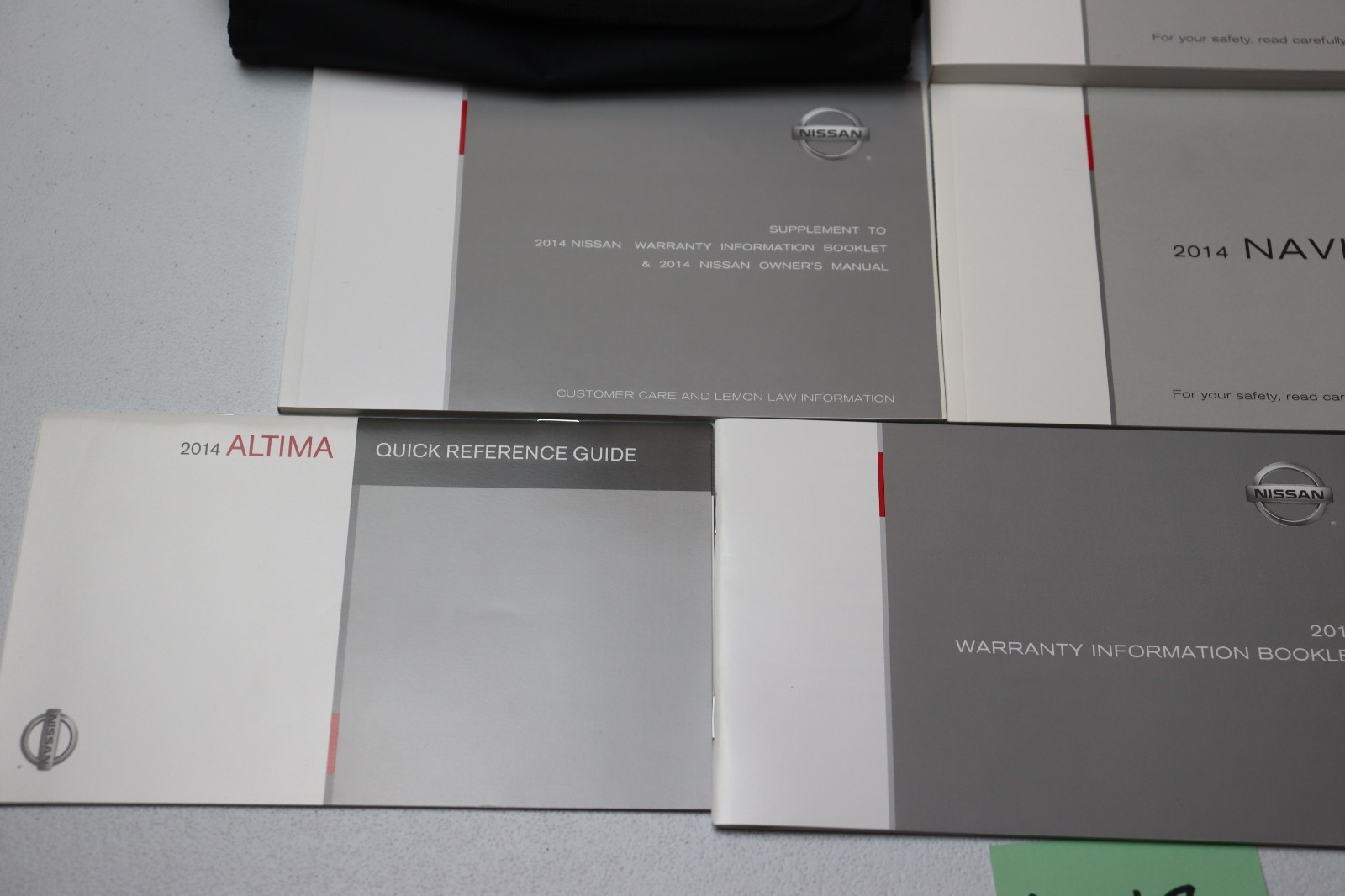 2014 Nissan Altima Sedan Owners Manual W/ Navigation OEM Factory Set