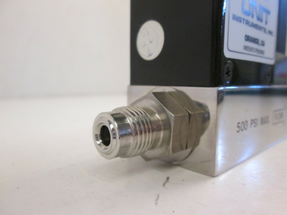 Unit UFC-1020 Mass Flow Controller MFC, NH3, 300 SCCM