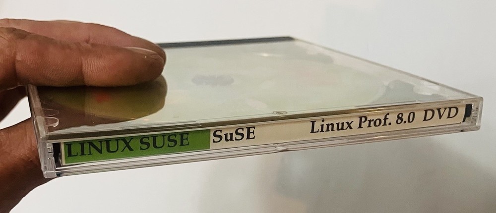 SuSE Linux 8.0 Professional DVD | Vintage Linux Install Disc | Tested | 2002 EXC