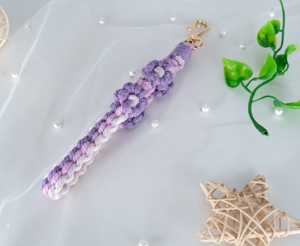Macrame Wristlet Macrame Flower Wristlet Macrame Daisy Wristlet Boho USA