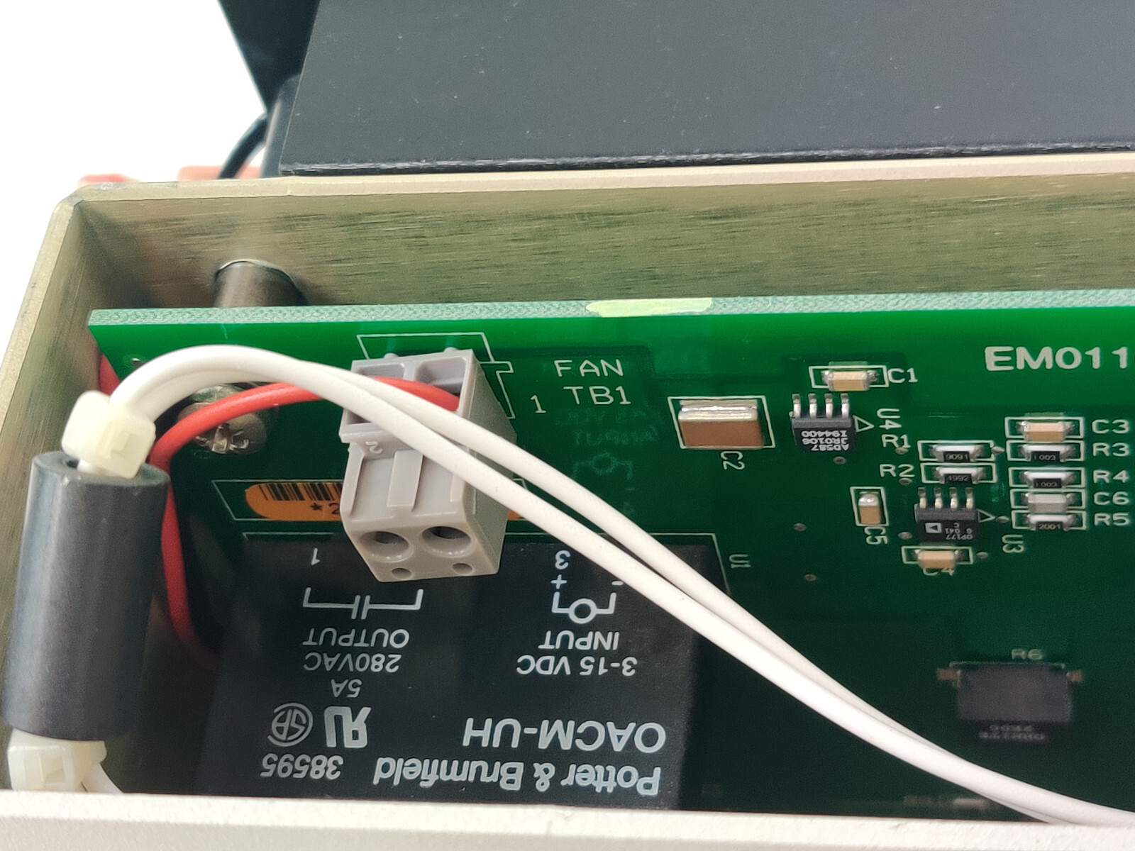 PerkinElmer N077-0589 Heater Compartment Assy for Optima 2000 Working