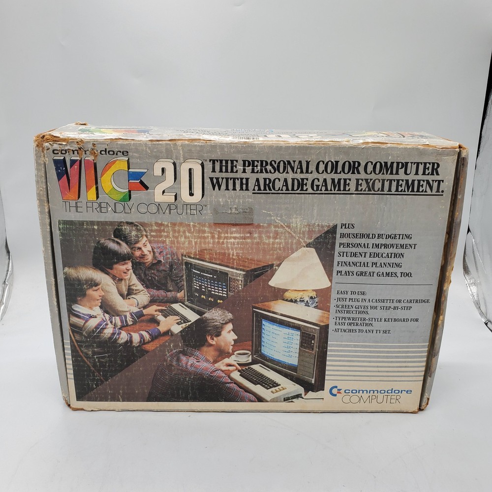 COMMODORE VIC-20 COMPUTER + VIC 1541 DISK DRIVE + JOYSTICK [CLEANED/TESTED 100%]