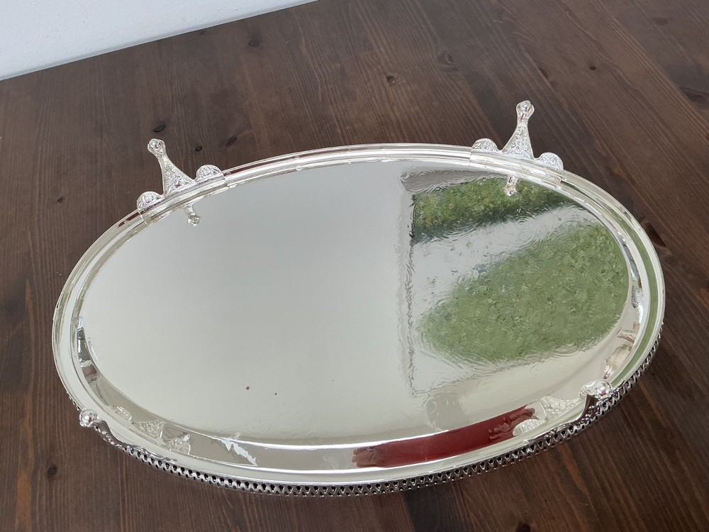 A 5 piece Silverplate Tea and Coffee Set, Harrison Bros & Howson